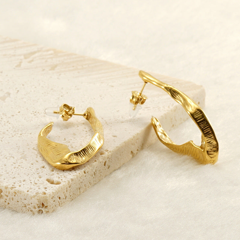 Vintage Aura Gold Earrings